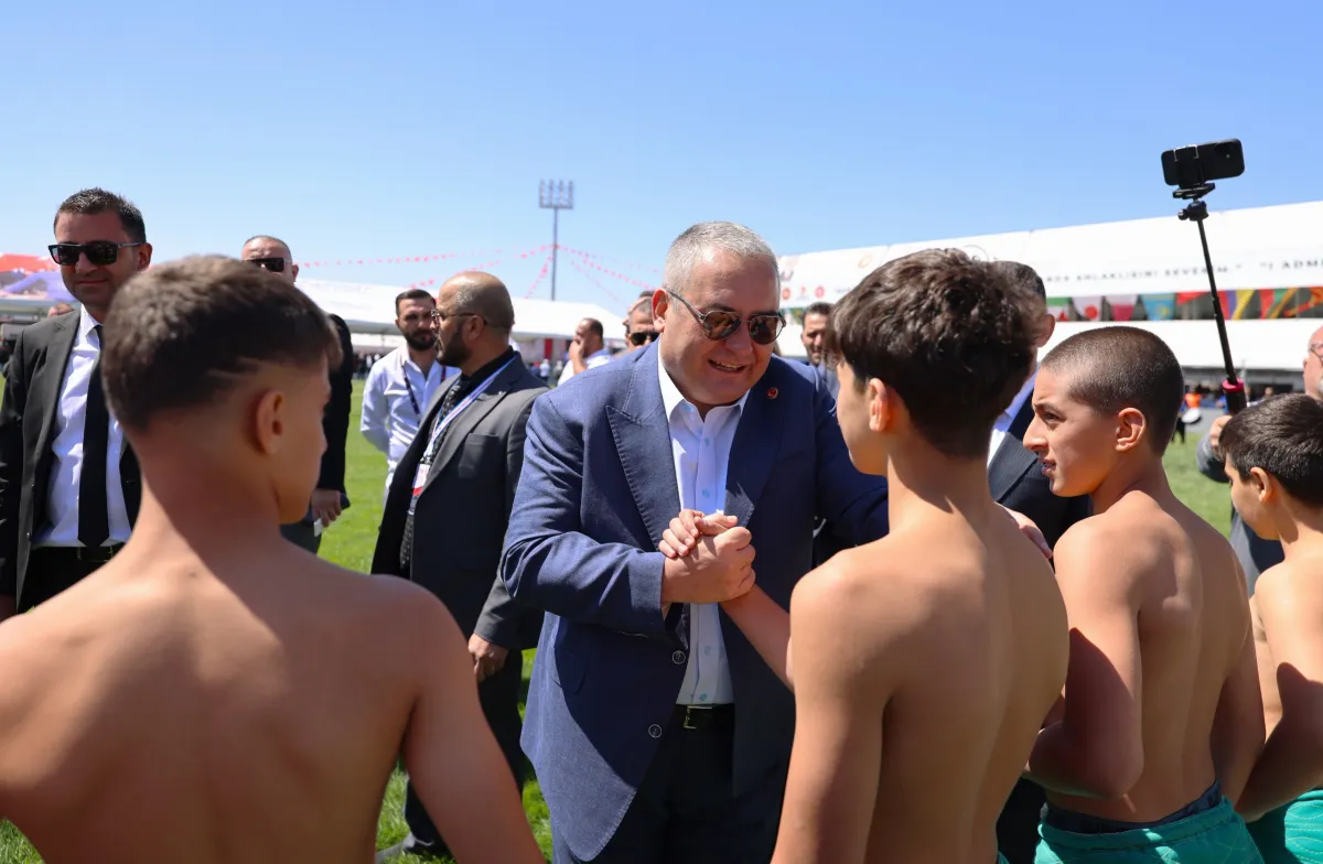 Keçiören’de Karakucak Güreş Coşkusu: Pehlivanlar Ödüllerine Kavuştu