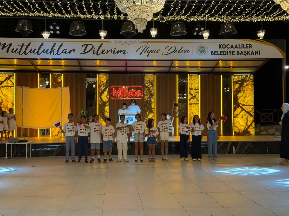 Bucak’ta yabancı dil eğitimine yeni bir soluk SKY English Academy yaz kursunu tamamladı, yeni döneme hazırlanıyor