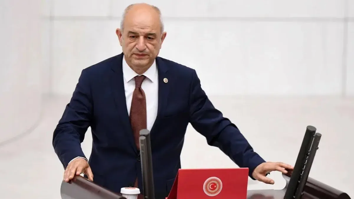Kasap, Yeni Yol Grubu'nun Devamı İçin CHP'den İstifa Etti