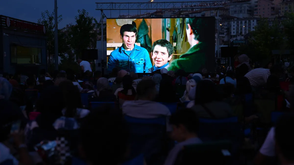 Keçiören’de Açık Hava Sinema Günleri başladı