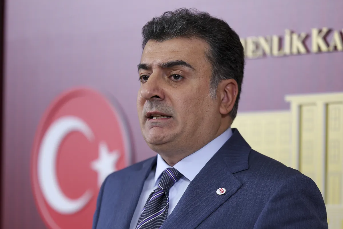 Ankara, Yeni Parti Sözcüsü Zeynel Emre'den MYK Sonrası Dikkat Çeken Açıklamalar