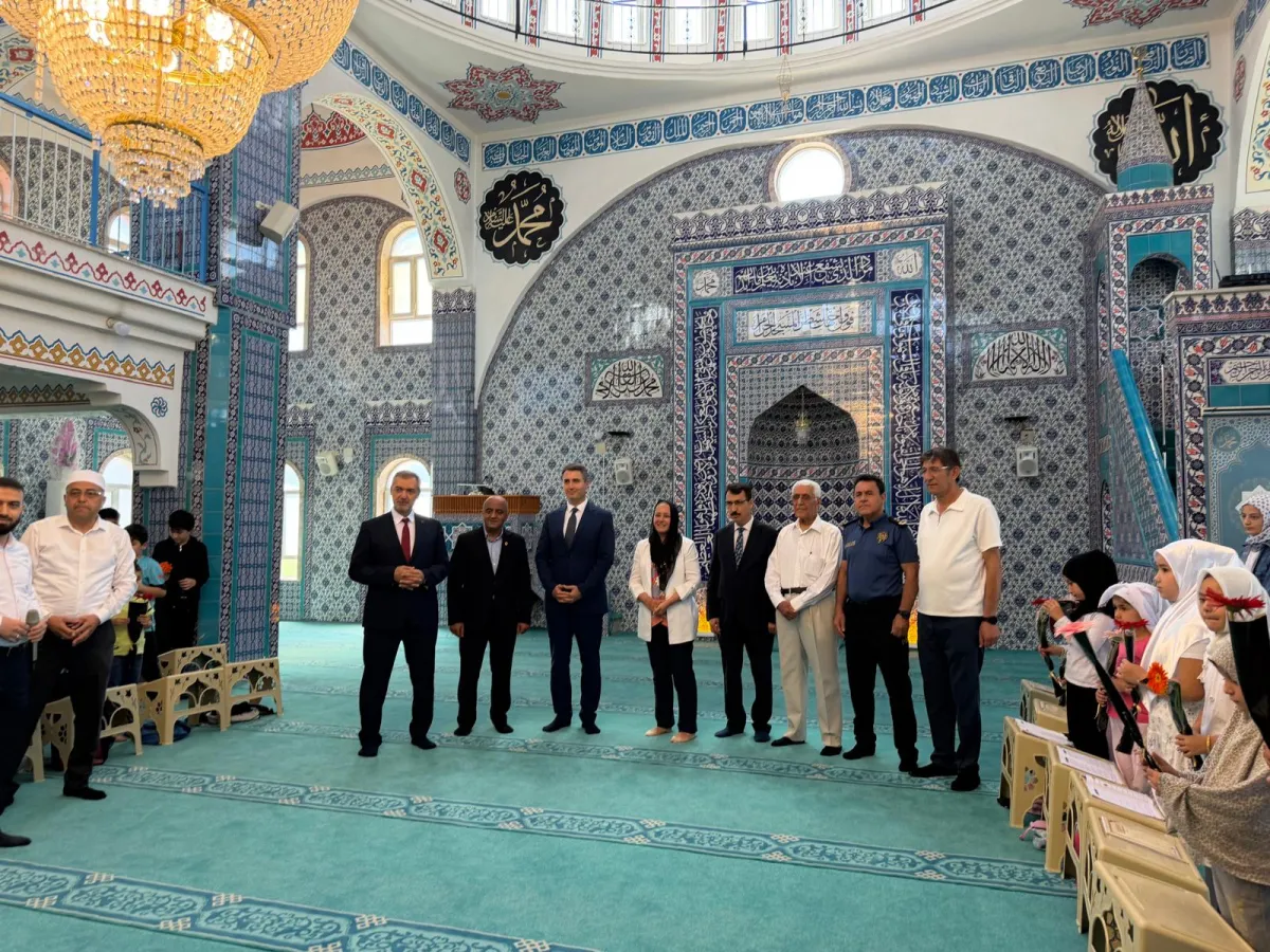 Miniklerin pide daveti karşılıksız kalmadı Vali Bilgihan Bucak’ta öğrencilerle buluştu