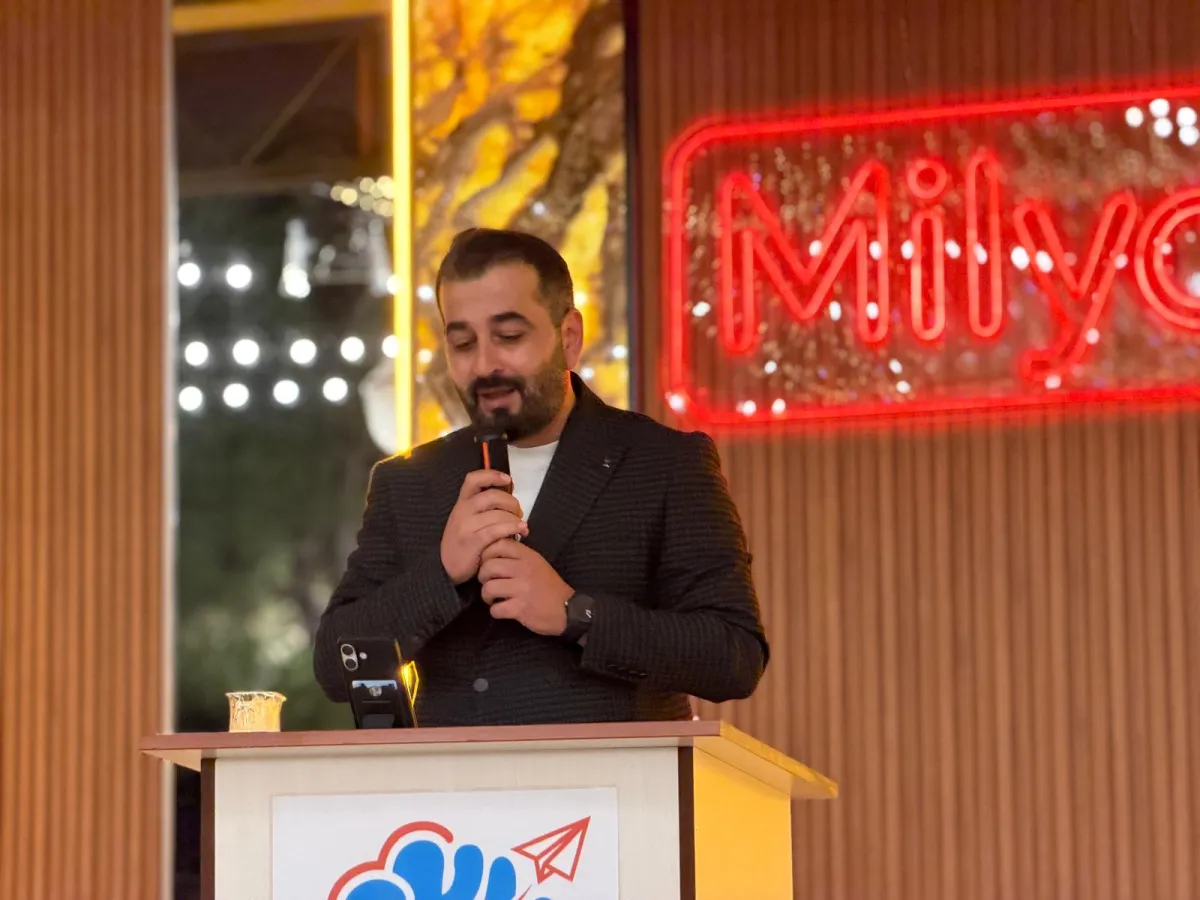Bucak’ta yabancı dil eğitimine yeni bir soluk SKY English Academy yaz kursunu tamamladı, yeni döneme hazırlanıyor