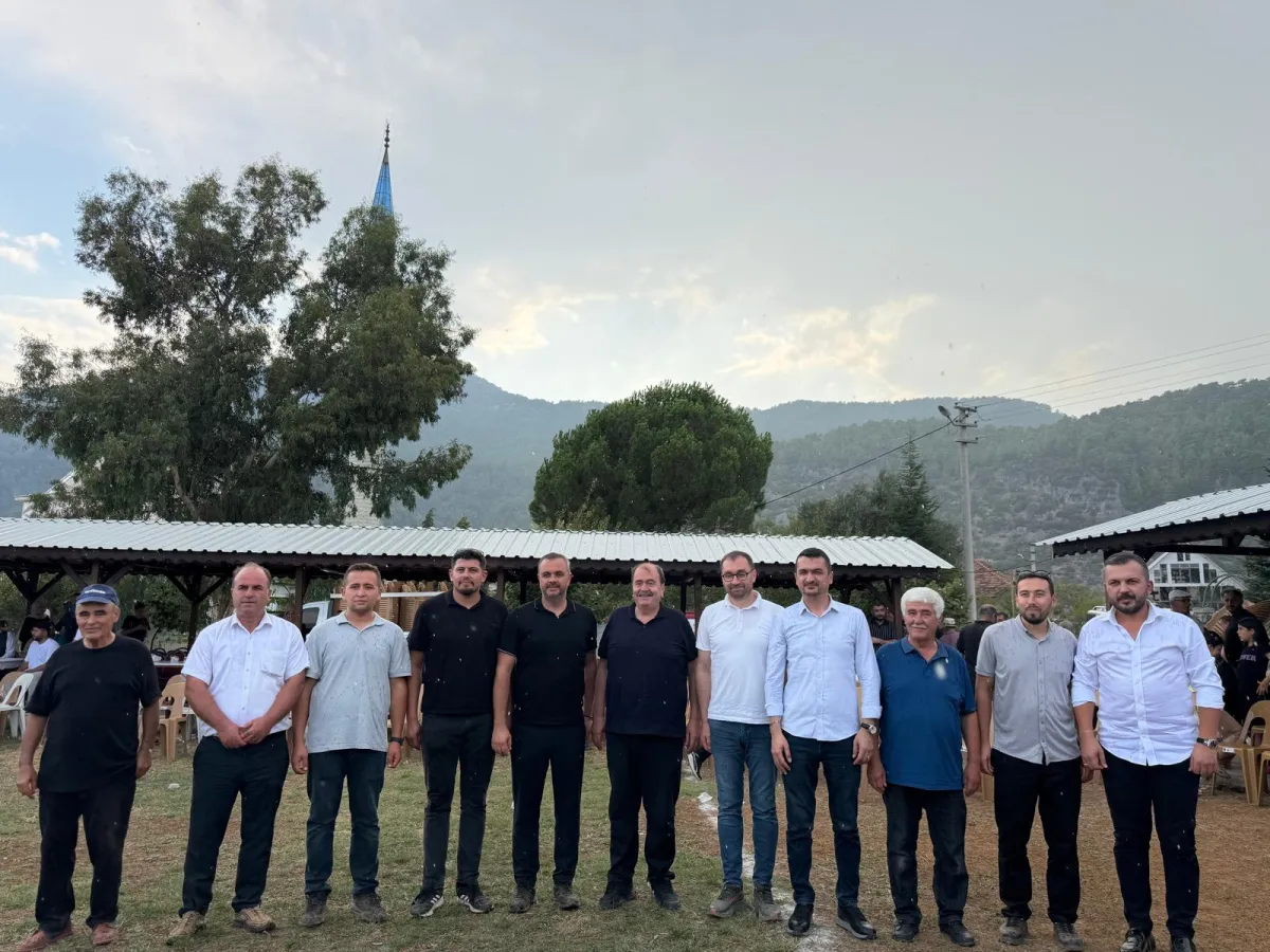 Kayı Köyü’nde Gelenek Bozulmadı 20. İncir ve Kültür Festivali’ne Yoğun İlgi