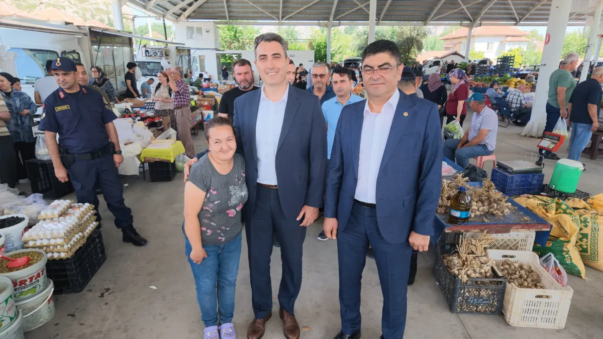 Kaymakam Kuruca Kızılkaya Pazarında esnaf ve vatandaşlarla buluştu