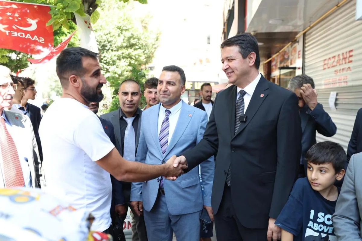 ANKARA-Mahmut Arıkan Iğdır’da Esnaf ve Vatandaşın Sorunlarını Dinledi