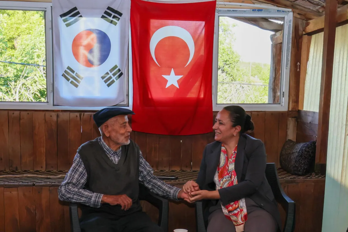 Vali Bilgihan’dan Bucak’ta Gazi ve Gazi ailelerine anlamlı ziyaret