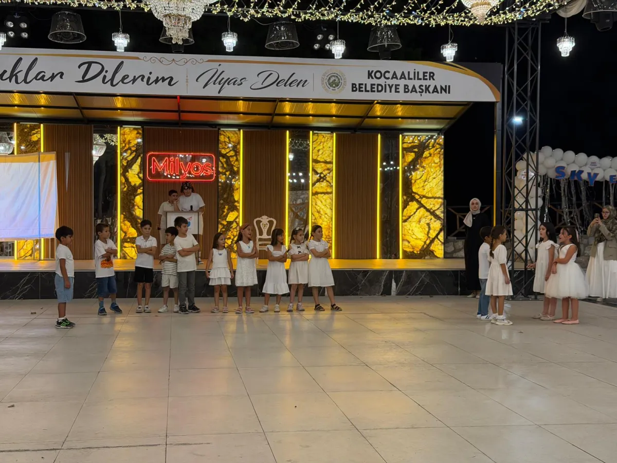 Bucak’ta yabancı dil eğitimine yeni bir soluk SKY English Academy yaz kursunu tamamladı, yeni döneme hazırlanıyor
