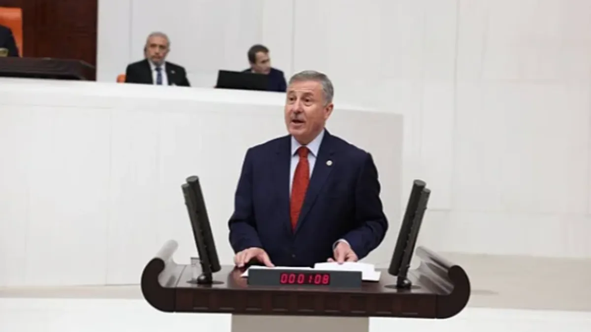 YENİ YOL Grup Başkanvekili Özdağ’dan Çerçeve Yasa Değerlendirmesi: “Silahlar Bırakılmalıdır”