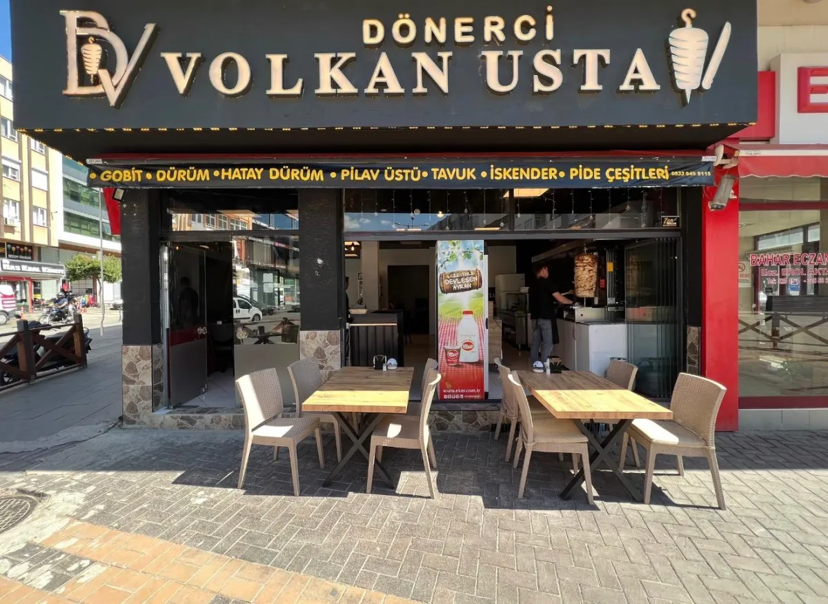 Bucak’ta döner severlere kaçırılmayacak açılış kampanyası! 1 Alana 1 bedava