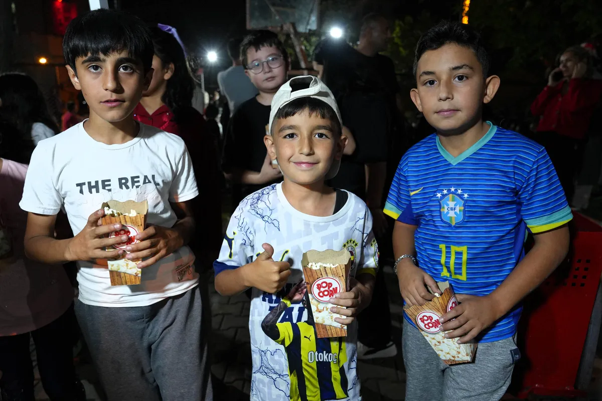 Ankara Keçiören’in Mahallelerinde Park Konserleri Coşkusu