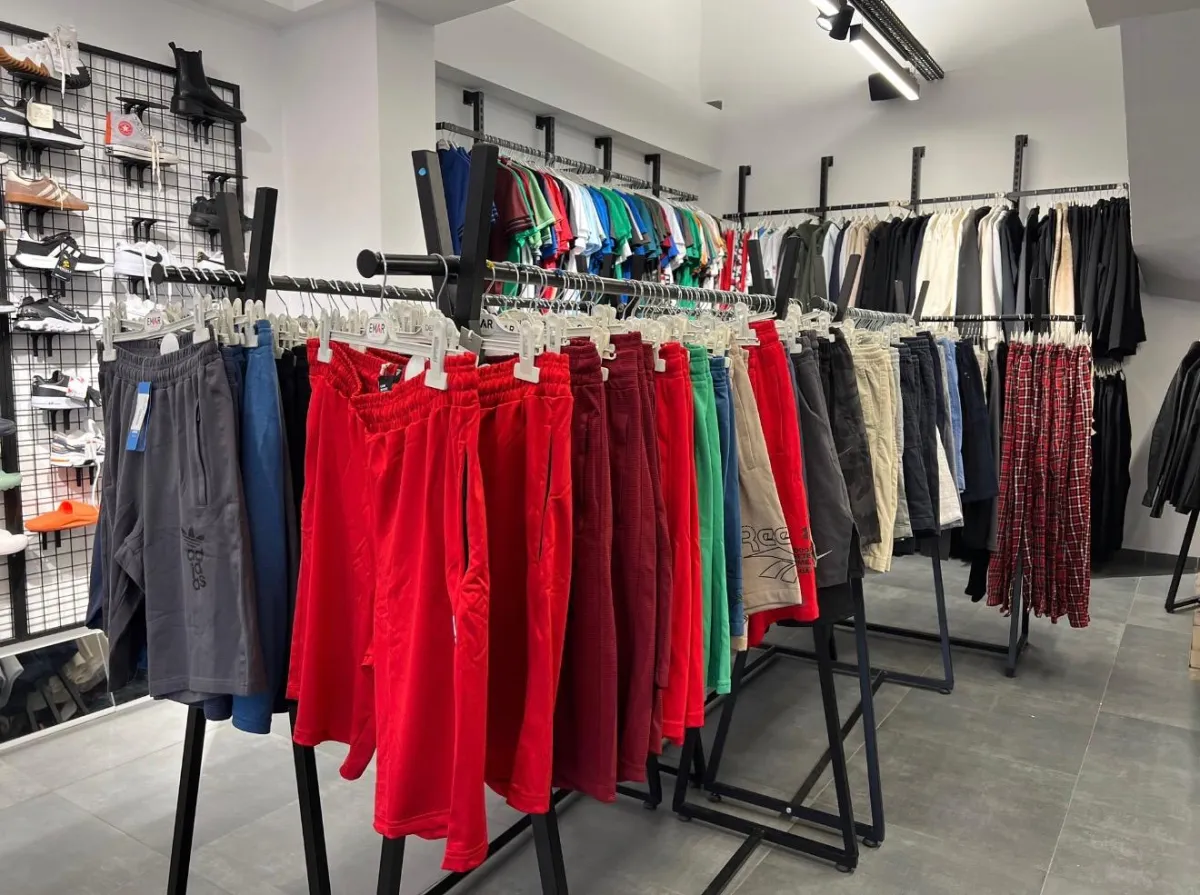 Bucak’ta “Bir Alana Bir Bedava” fırsatı! EMAR Outlet’te yazlık ürünlerde büyük kampanya