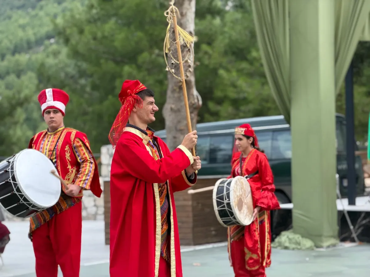 ÇAMDER’den Bucak’ta birlik sofrası Aileler Millet Ormanı’nda buluştu