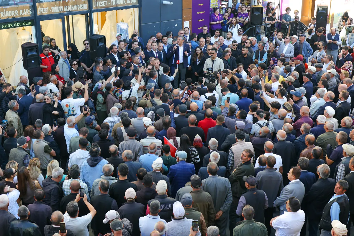 Özgür Özel Ardahan’da: "Yüzünüzü Güldürmeye Geliyoruz”