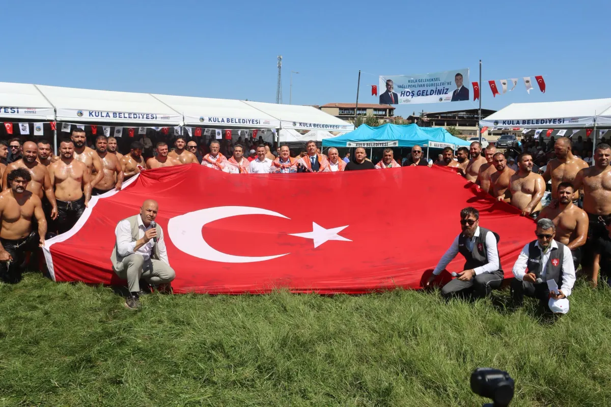 2026 Manisa Kula Yağlı Güreşleri’nde Başpehlivan Feyzullah Aktürk Oldu