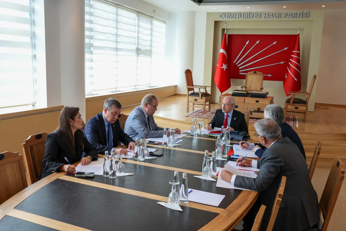 Kılıçdaroğlu’ndan Borsa Manipülasyonu İddiaları: “Sizi Engelleyen Güç Kim?”