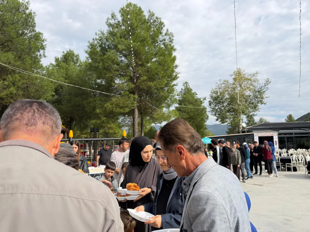 ÇAMDER’den Bucak’ta birlik sofrası Aileler Millet Ormanı’nda buluştu