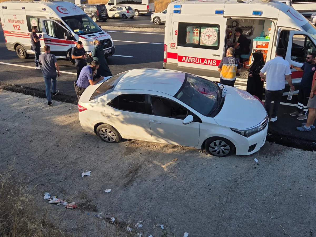 Ankara’da Feci Kaza: Karşı Şeride Geçip İki Otomobile Çarptı, 1 Ölü 7 Yaralı
