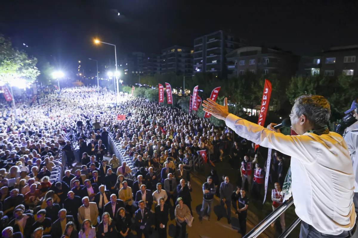 Özgür Özel Bursa’da: Bozbey Açıklaması, Fon Tepkisi ve Çiftçi Mesajları