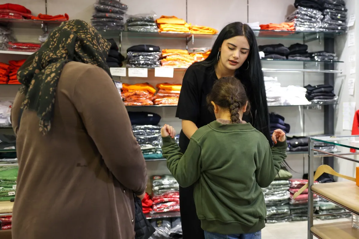 Ankara Çankaya Belediyesi’nden 600 Öğrenciye Okul Forması Desteği