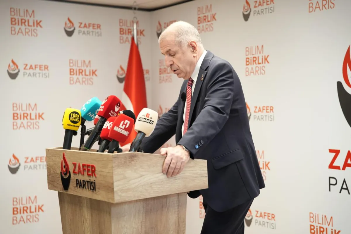 Özdağ’dan Yeni Anayasa ve İmralı’daki Konut Açıklaması