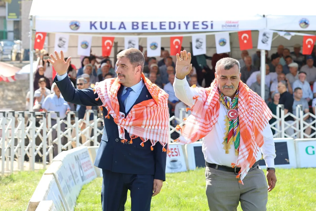 2026 Manisa Kula Yağlı Güreşleri’nde Başpehlivan Feyzullah Aktürk Oldu