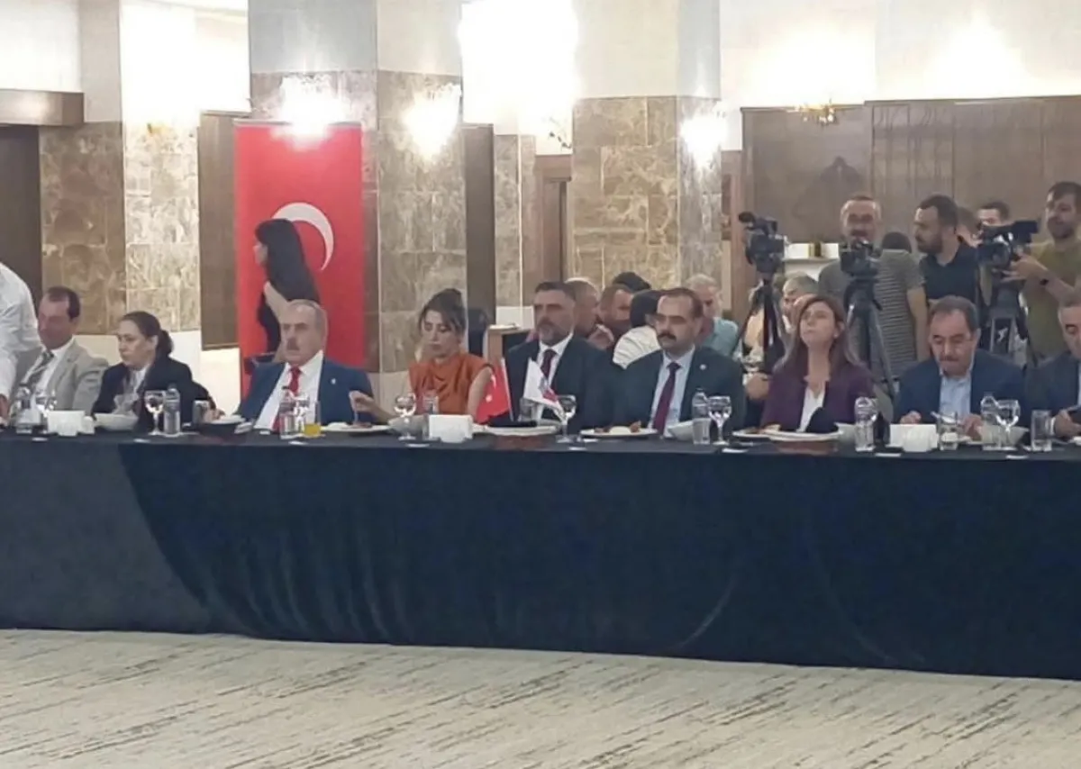 Ensarioğlu’ndan Gazetecilere Övgü: Bölge Basını Büyük Özveriyle Çalışıyor
