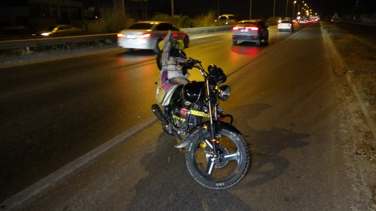 Antalya Manavgat’ta Peş Peşe Motosiklet Kazaları 4 Yaralı, Birinin Durumu Ağır