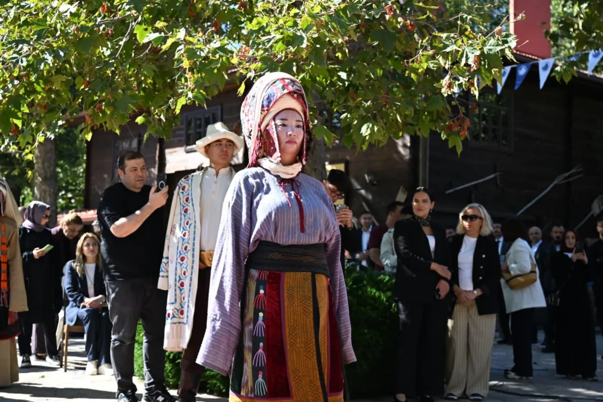 Ankara Türk Dünyası Kültür ve Sanat Festivali Altınköy’de Başladı