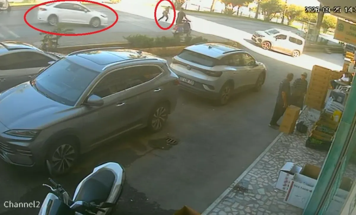 Alanya’da Dehşet Genç Kıza Çarpan Otomobil Durağa Daldı 1’i Ağır 3 Yaralı