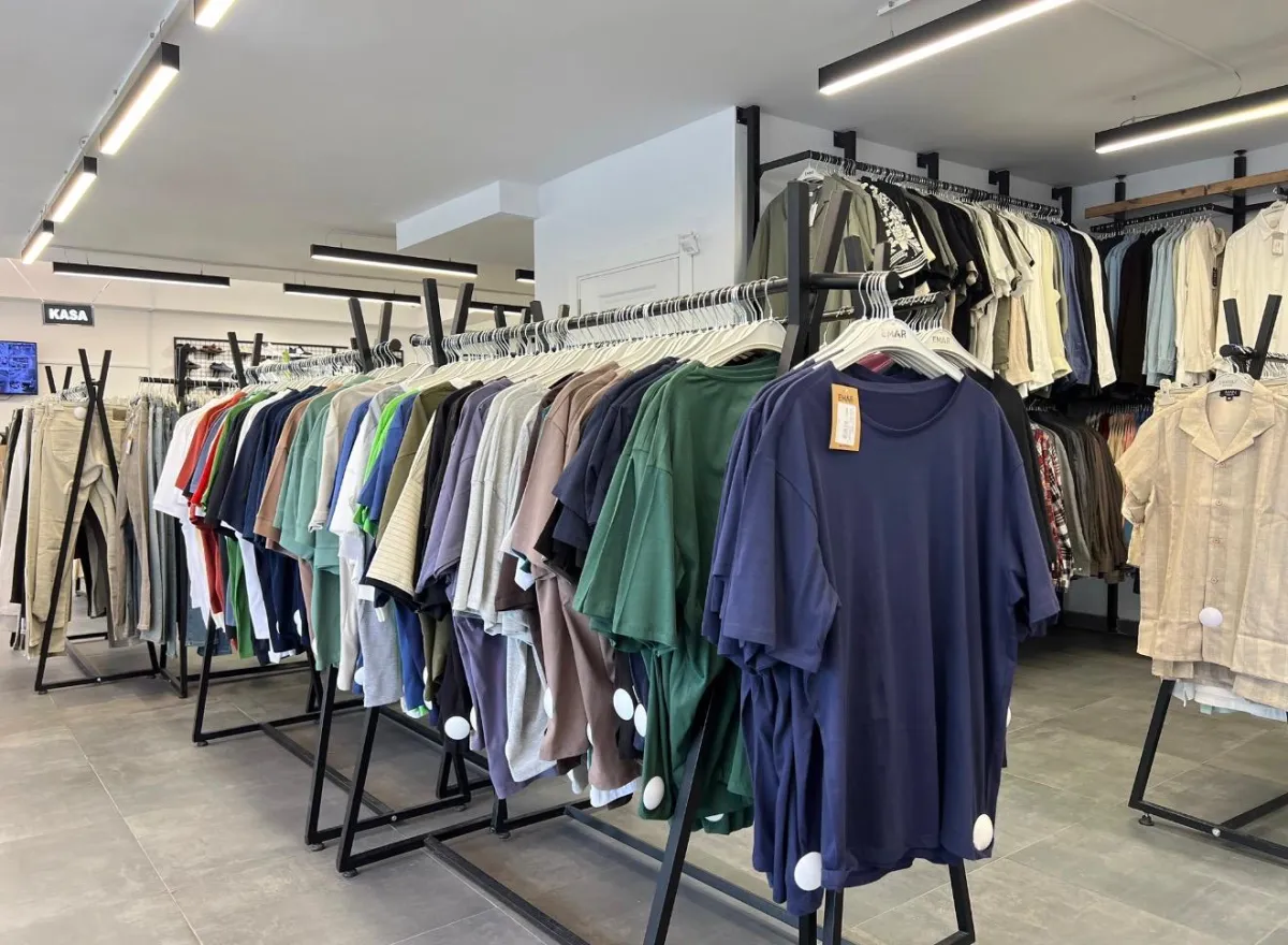 Bucak’ta “Bir Alana Bir Bedava” fırsatı! EMAR Outlet’te yazlık ürünlerde büyük kampanya