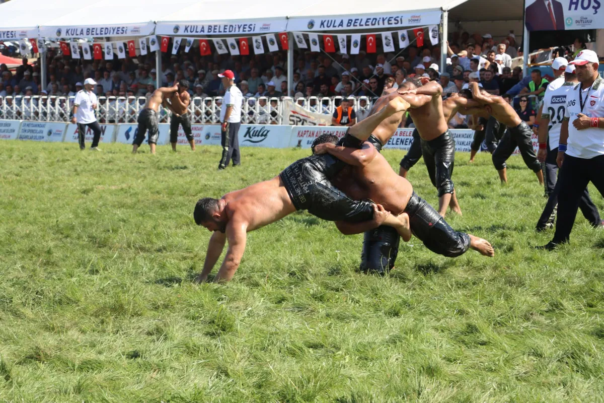 2026 Manisa Kula Yağlı Güreşleri’nde Başpehlivan Feyzullah Aktürk Oldu