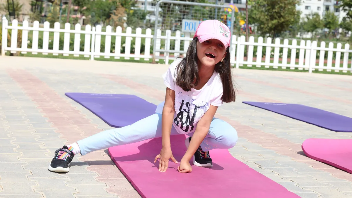 Ankara Mamak’ta Avrupa Hareketlilik Haftası’nda Açık Havada Pilates