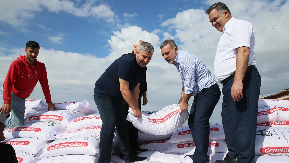 Ankara Sincan Belediyesi’nden Çiftçilere Yüzde 75 Hibeli Buğday Tohumu Desteği