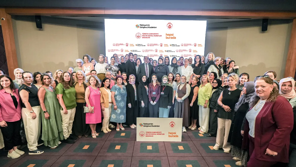 Antalya’da girişimci kadınlara dijital ticaret desteği