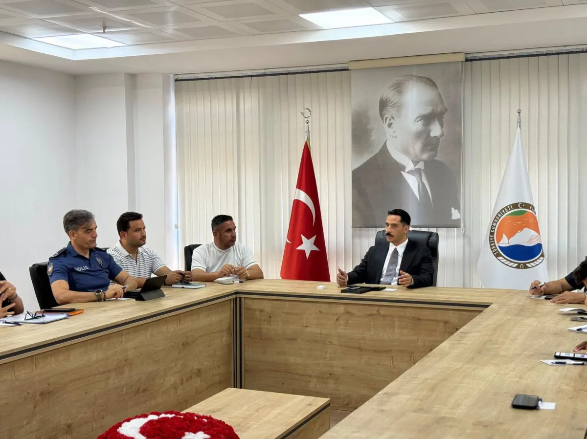 Antalya Finike’de Trafik Kazalarına Karşı Yeni Dönem 5 Yılda 1.521 Kaza Sonrası Komisyon Kuruldu