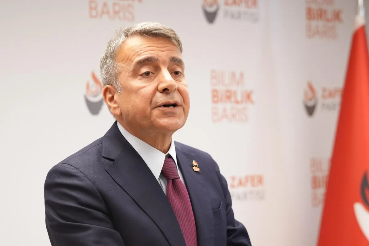 Azmi Karamahmutoğlu: “Milletin Vergileriyle Yapılan Köprüleri Özel Sermayeye Peşkeş Çekiyorsunuz”