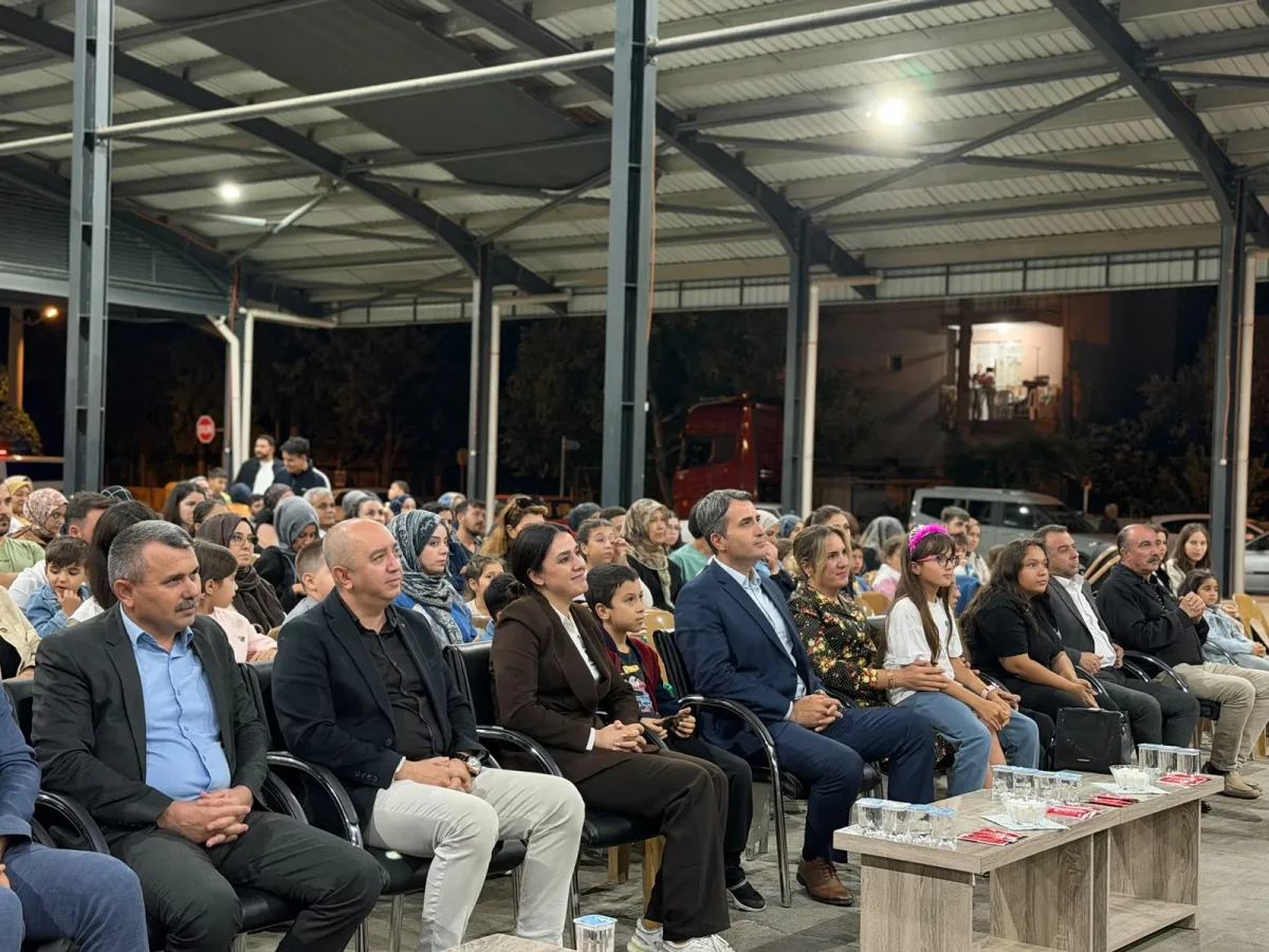 Gezen Sinema Bucak’ta vatandaşlarla buluştu