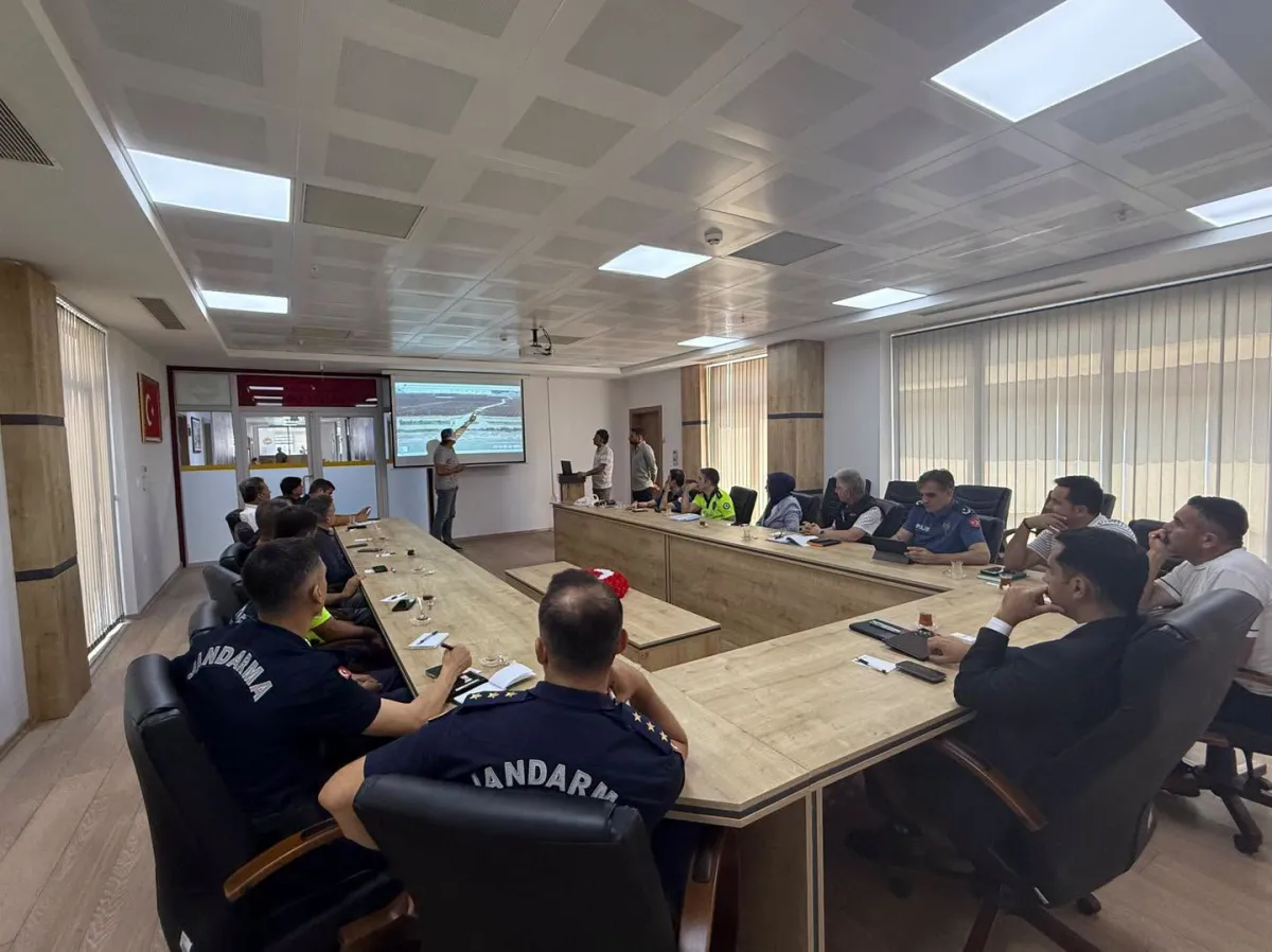 Antalya Finike’de Trafik Kazalarına Karşı Yeni Dönem 5 Yılda 1.521 Kaza Sonrası Komisyon Kuruldu