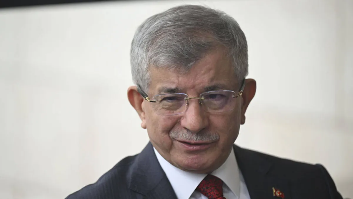 Davutoğlu Hakkında “Cumhurbaşkanı’na Hakaret” Soruşturması