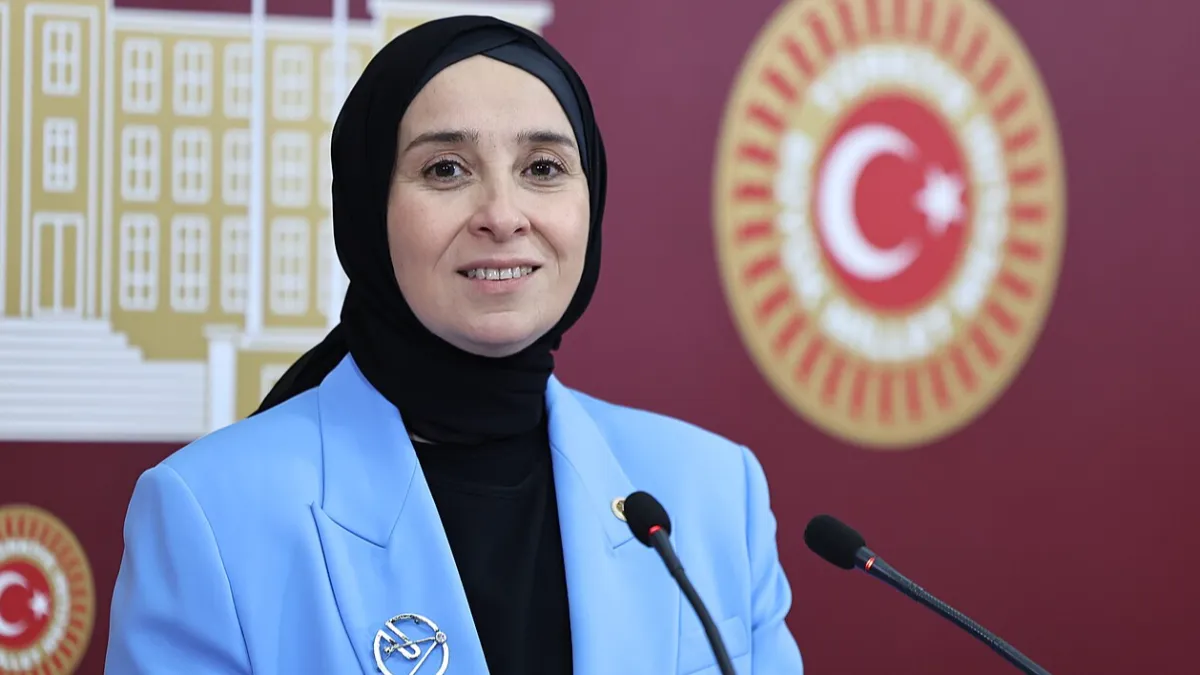 DEVA Partili Elif Esen: Dijital Şiddet Viral Olduktan Sonra Değil, Örgütlenirken Durdurulmalı!