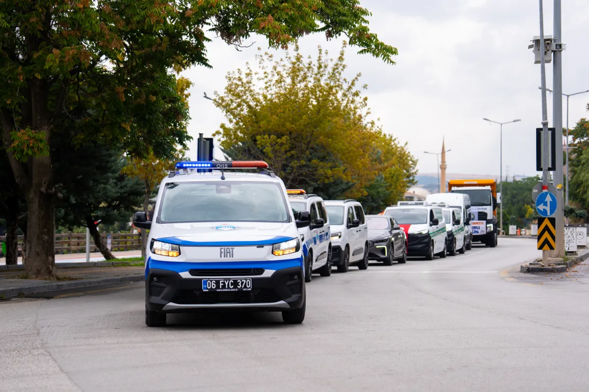 Ankara Gölbaşı Belediyesi Araç Filosunu 56 Yeni Araçla Güçlendirdi