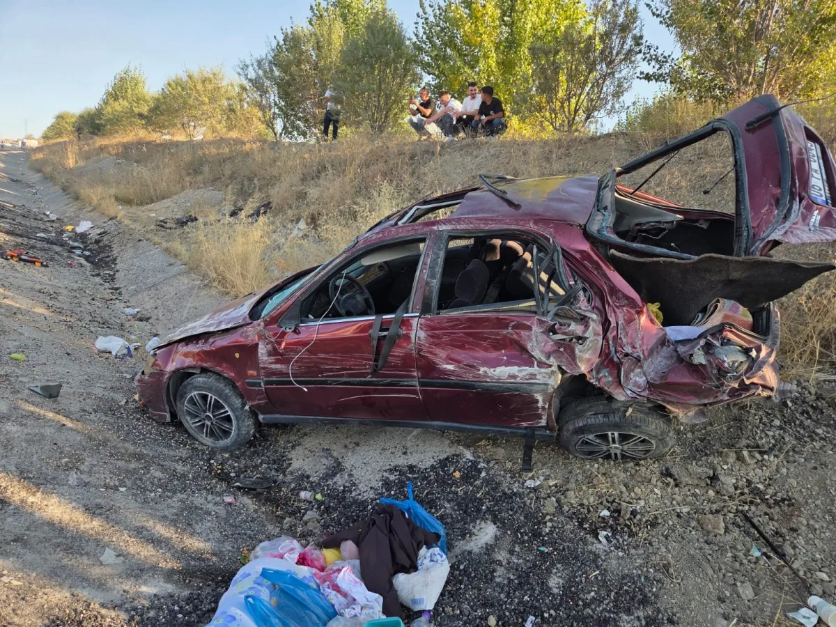Ankara’da Feci Kaza: Karşı Şeride Geçip İki Otomobile Çarptı, 1 Ölü 7 Yaralı