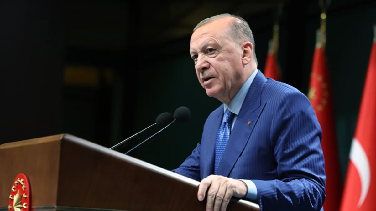 Erdoğan Fon Soruşturması İçin Ekonomi Kurmaylarıyla Bir Araya Geldi