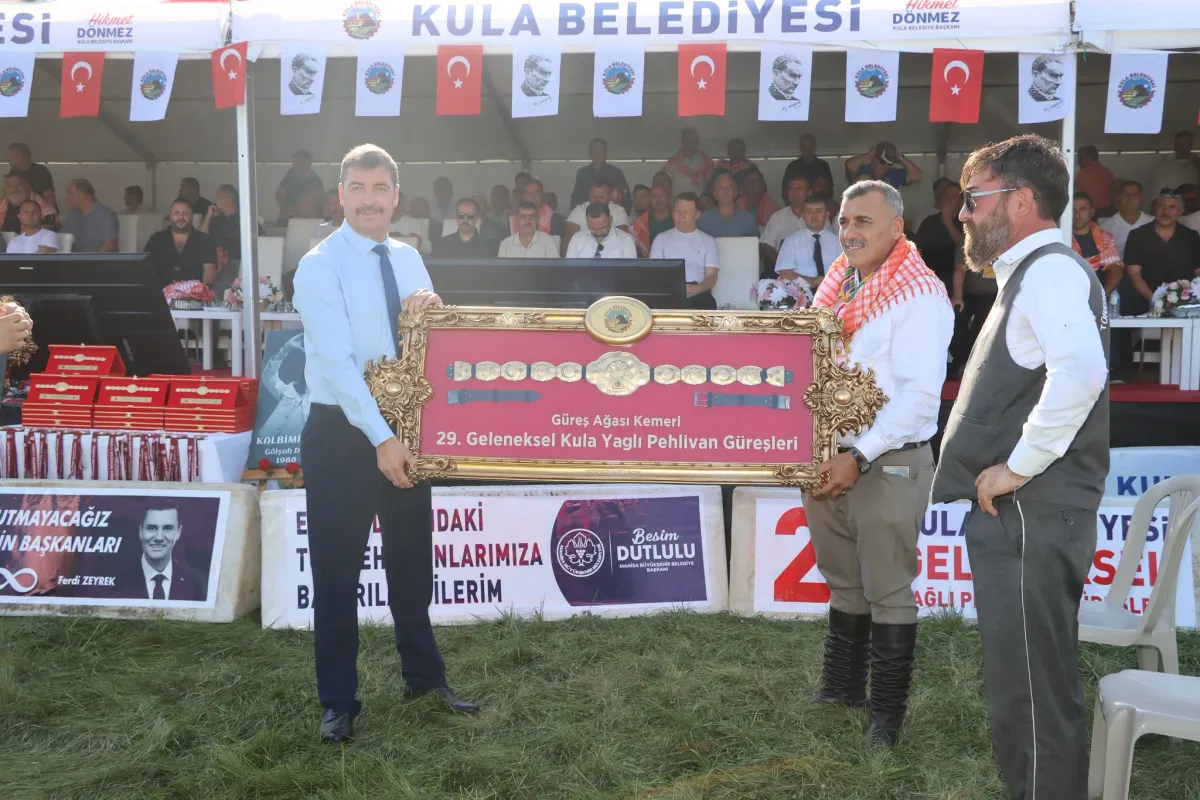 2026 Manisa Kula Yağlı Güreşleri’nde Başpehlivan Feyzullah Aktürk Oldu