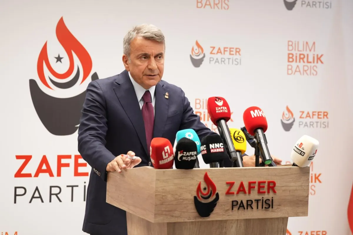 Azmi Karamahmutoğlu: “Milletin Vergileriyle Yapılan Köprüleri Özel Sermayeye Peşkeş Çekiyorsunuz”