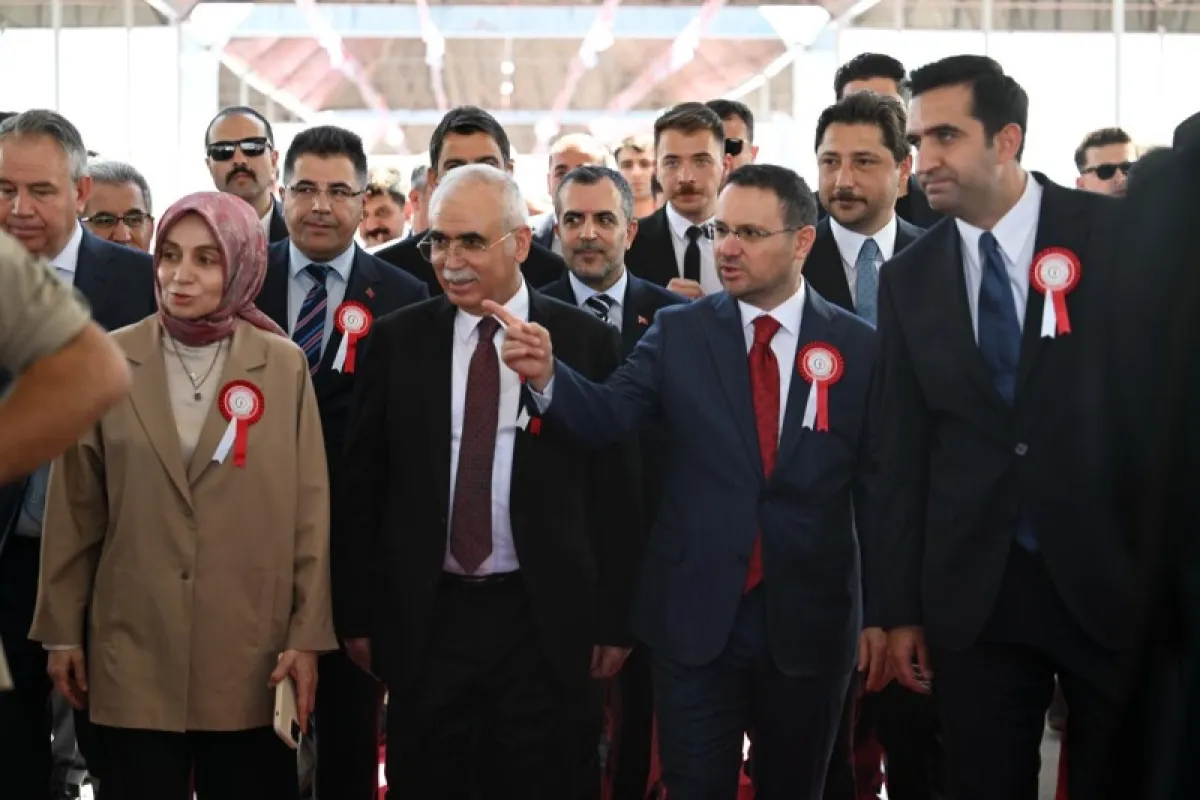 Gürlek, İşyurtları Ürün ve El Sanatları Fuarı’nı Açtı: “Mesleğin Kapısı Tahliyeyle Kapanmayacak”