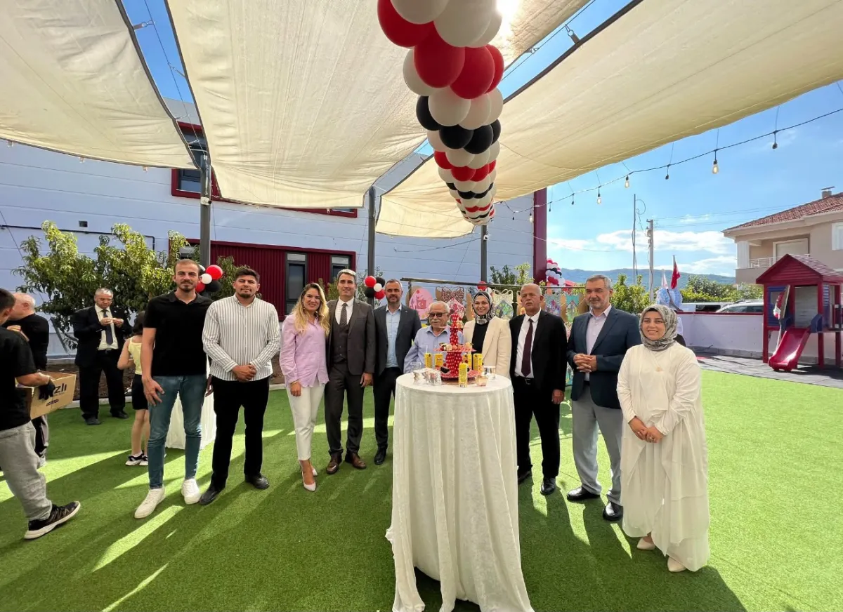 Kırmızı Bağcık Anaokulu, Yeni Eğitim Yuvasında Çocukların Dünyasına Renk Katıyor
