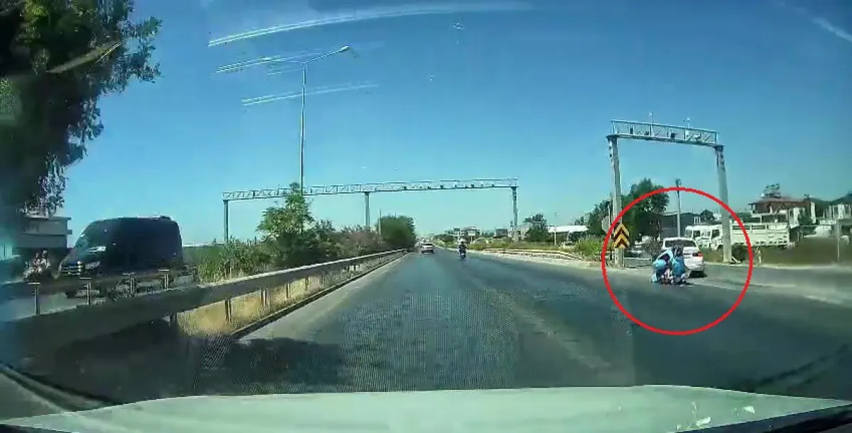 Antalya Manavgat’ta Peş Peşe Motosiklet Kazaları 4 Yaralı, Birinin Durumu Ağır