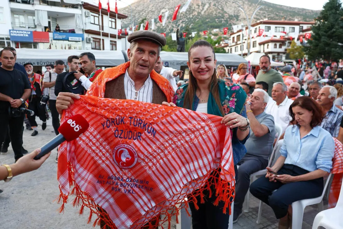 Canlı İzle ! 2026 Elmalı’da 64 Başpehlivan Er Meydanında Başpehlivan Kim Olacak?